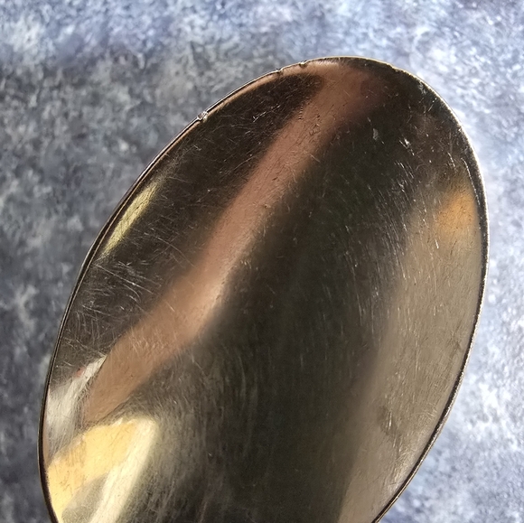 5 International Deluxe LIBERTY Stainless Place / Oval Soup Spoons 1847 Rogers - Picture 6 of 9